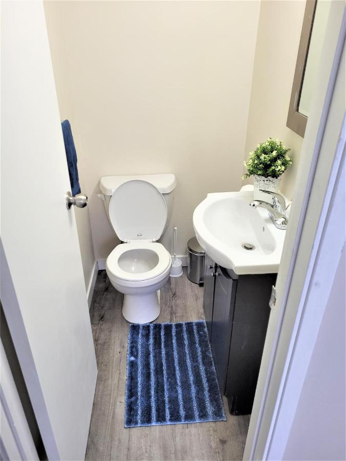 Cozy 4 Bedroom Townhouse - Peaceful Feel Of Home Winnipeg Exterior foto